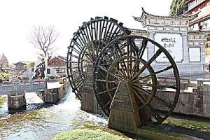 建设机械遭建行持续减持